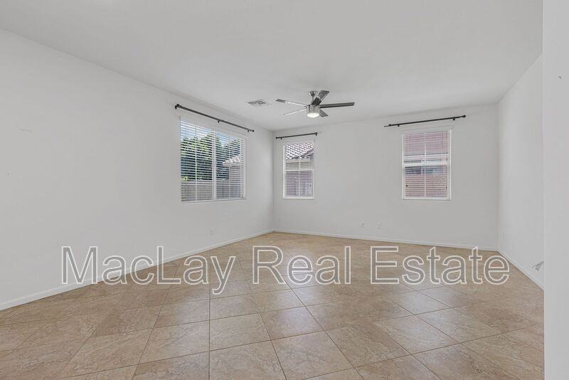 3263 S Miller Dr - Photo 6 of 45