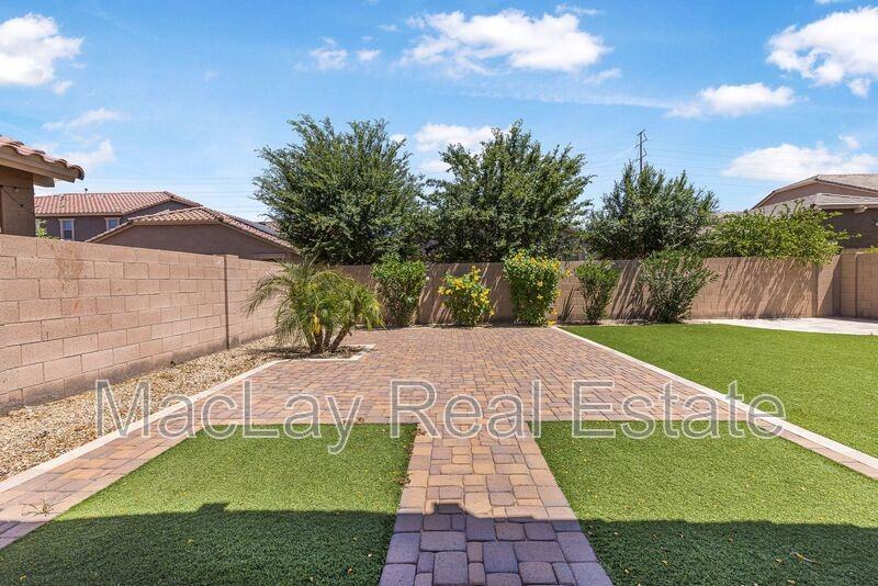 3263 S Miller Dr - Photo 7 of 45