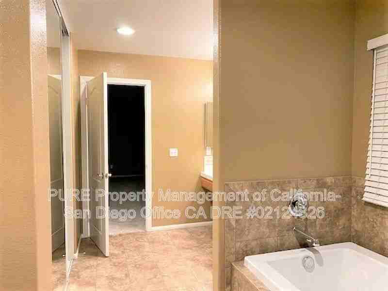 1073 Princess Kyra Pl - Photo 7 of 16