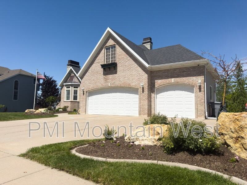49 N Fairway Dr - Photo 2 of 50