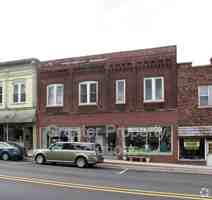 featured image of 414 E Commercial Ave