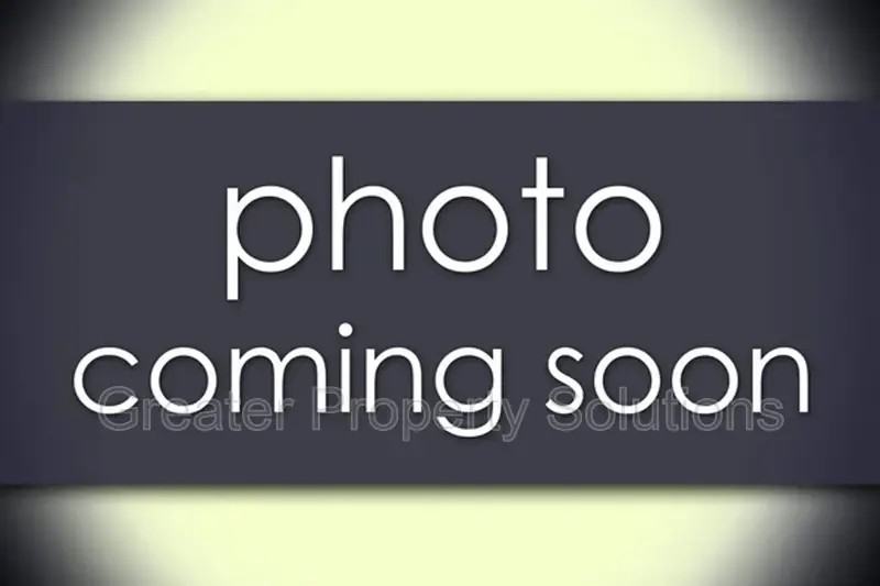 414 E Commercial Ave - Photo 3 of 3