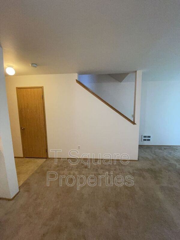 7616 230th St Sw #C - Photo 6 of 22