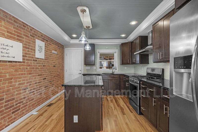 14 N Streeper St - Photo 5 of 50