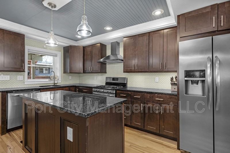 14 N Streeper St - Photo 7 of 50