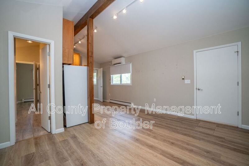 1045 Toedtli Dr - Photo 6 of 21
