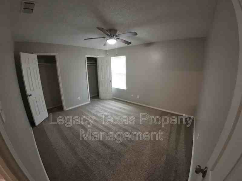 1607 Sun Valley Dr #B - Photo 6 of 17