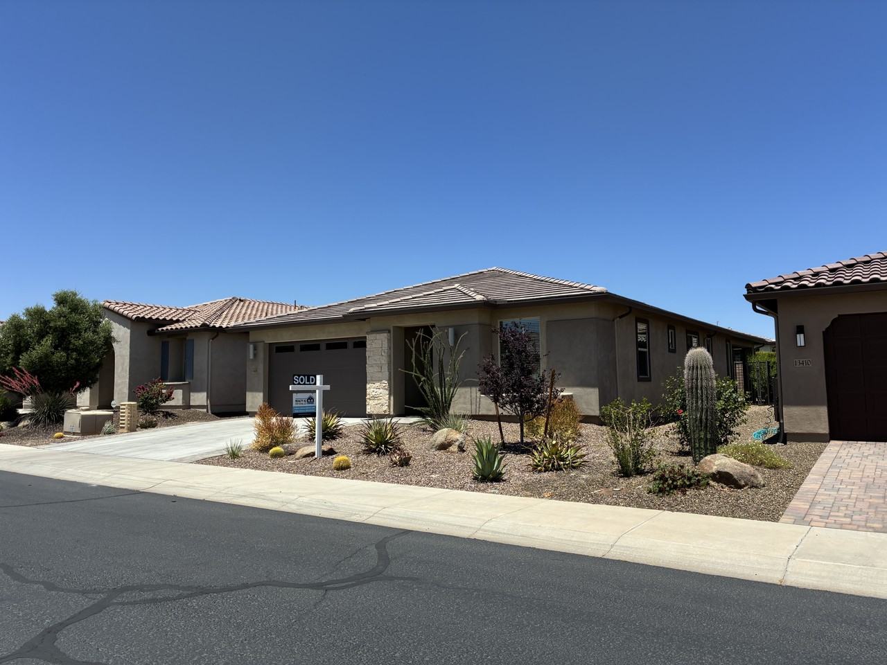 13418 W Mayberry Trl - Photo 2 of 32