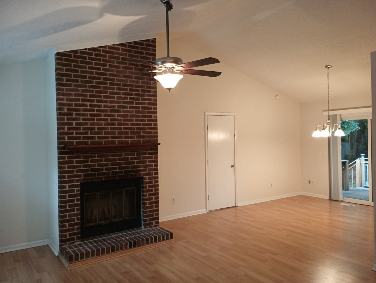 102 Redgate Dr - Photo 3 of 19