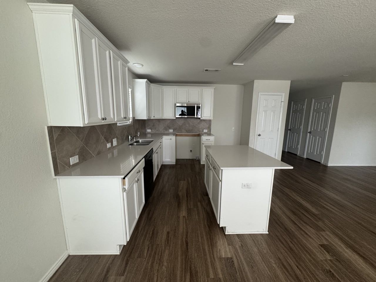 4217 Amber Ruse Dr - Photo 2 of 12