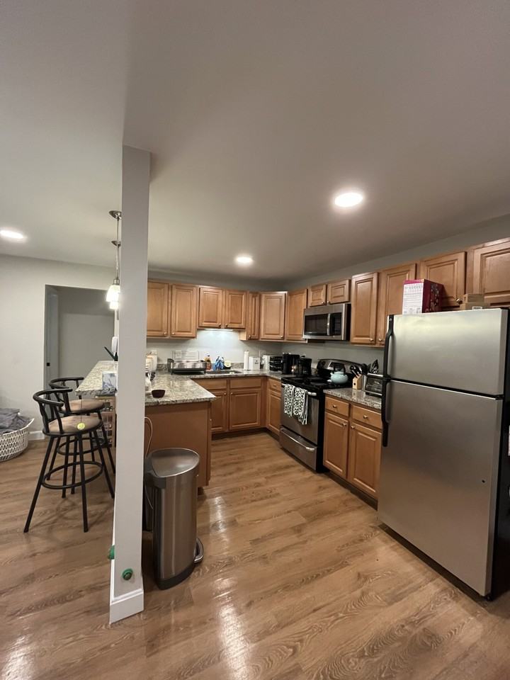 45 Judith Ln #8 - Photo 2 of 10