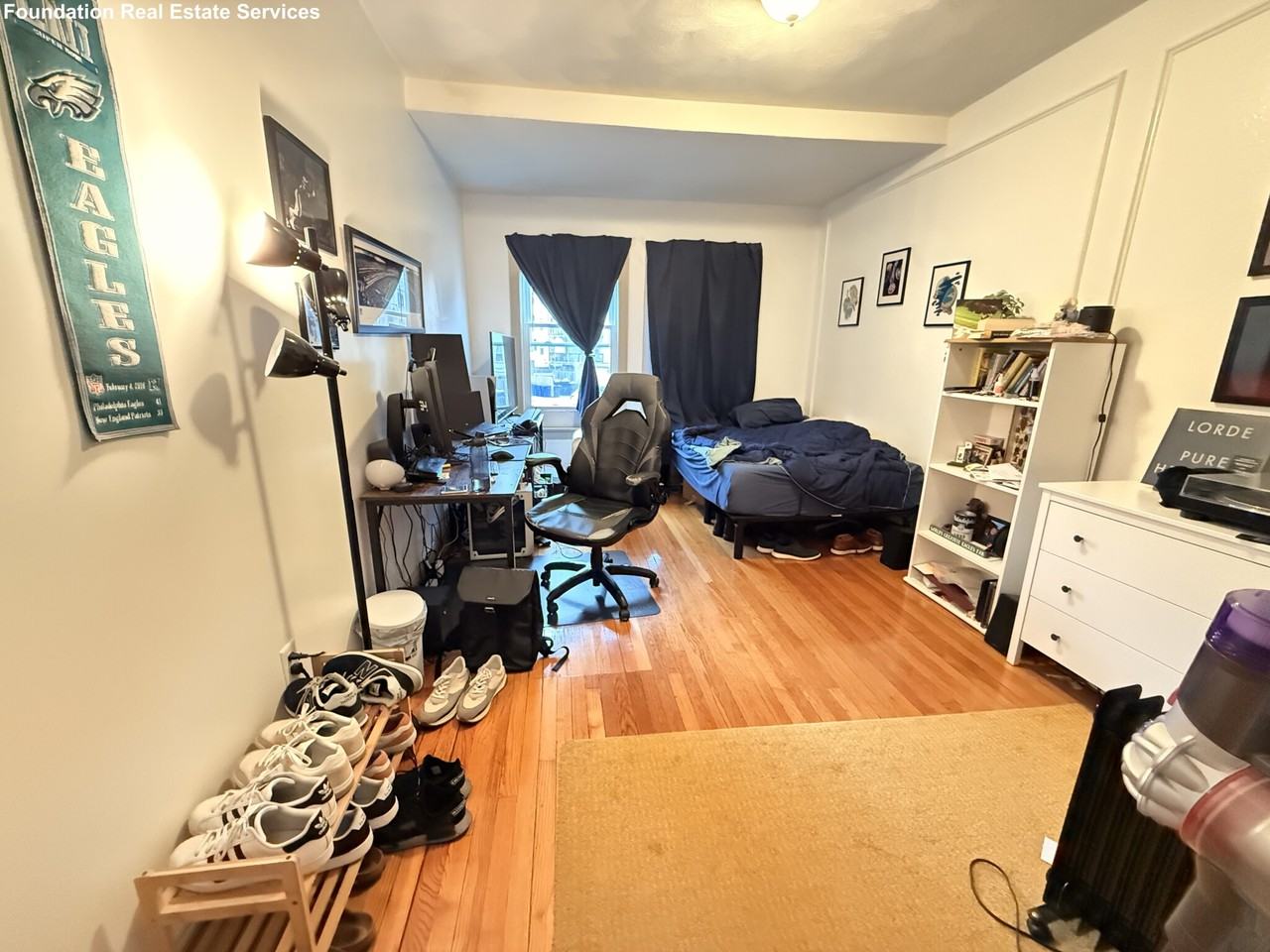 136 Sutherland Rd #1 - Photo 5 of 19