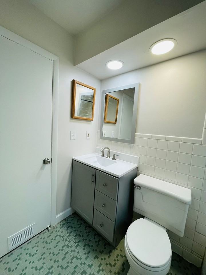 860 Monroe Dr Ne #3 - Photo 6 of 7