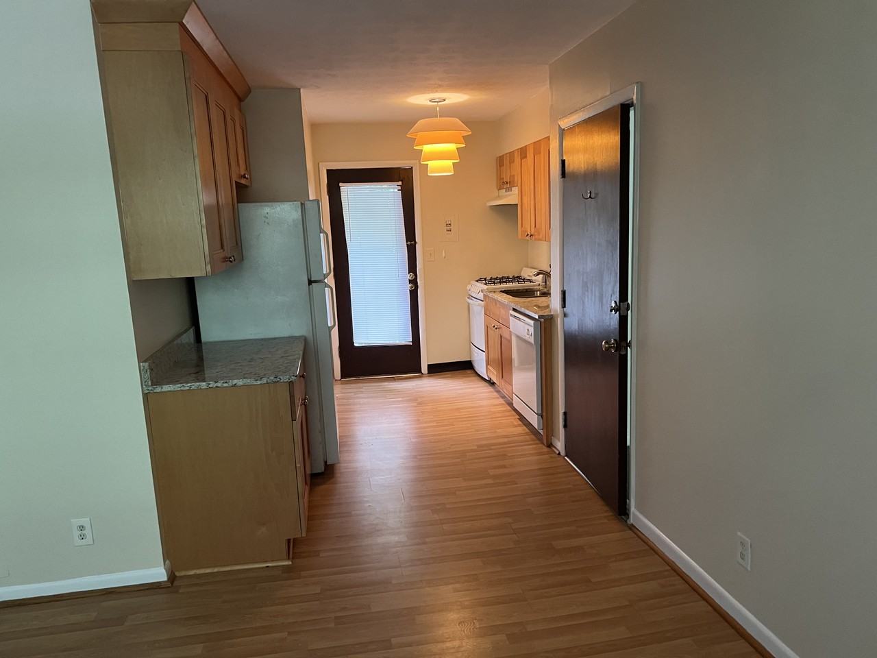 860 Monroe Dr Ne #3 - Photo 7 of 7