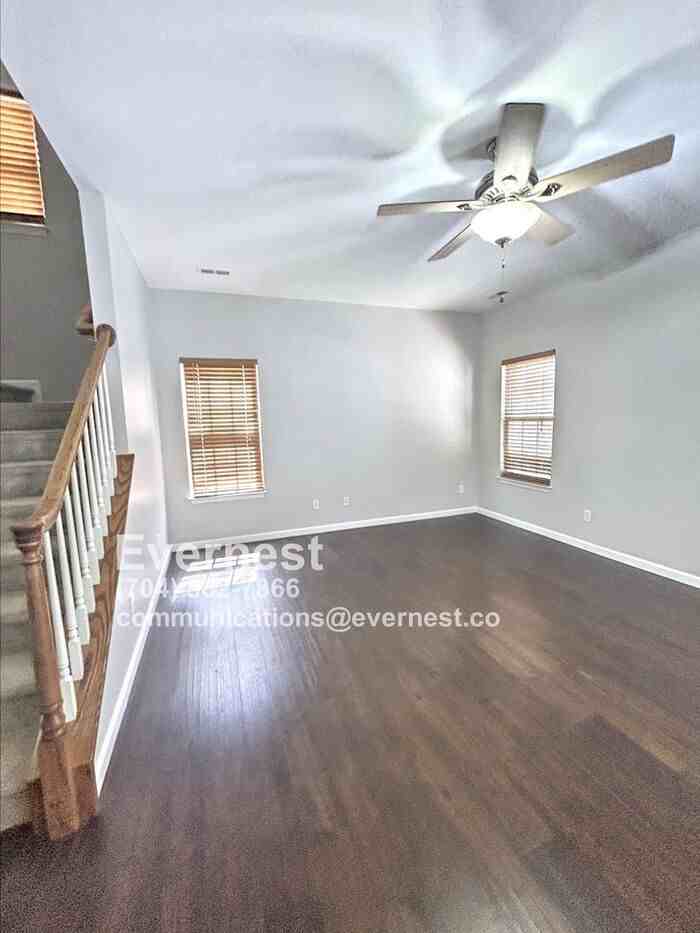 150 Red Tip Ln - Photo 3 of 20