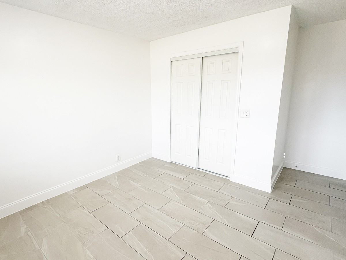 1331 South Federal Highway - Photo 3 of 27