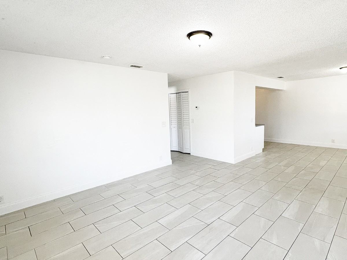 1331 South Federal Highway - Photo 6 of 27