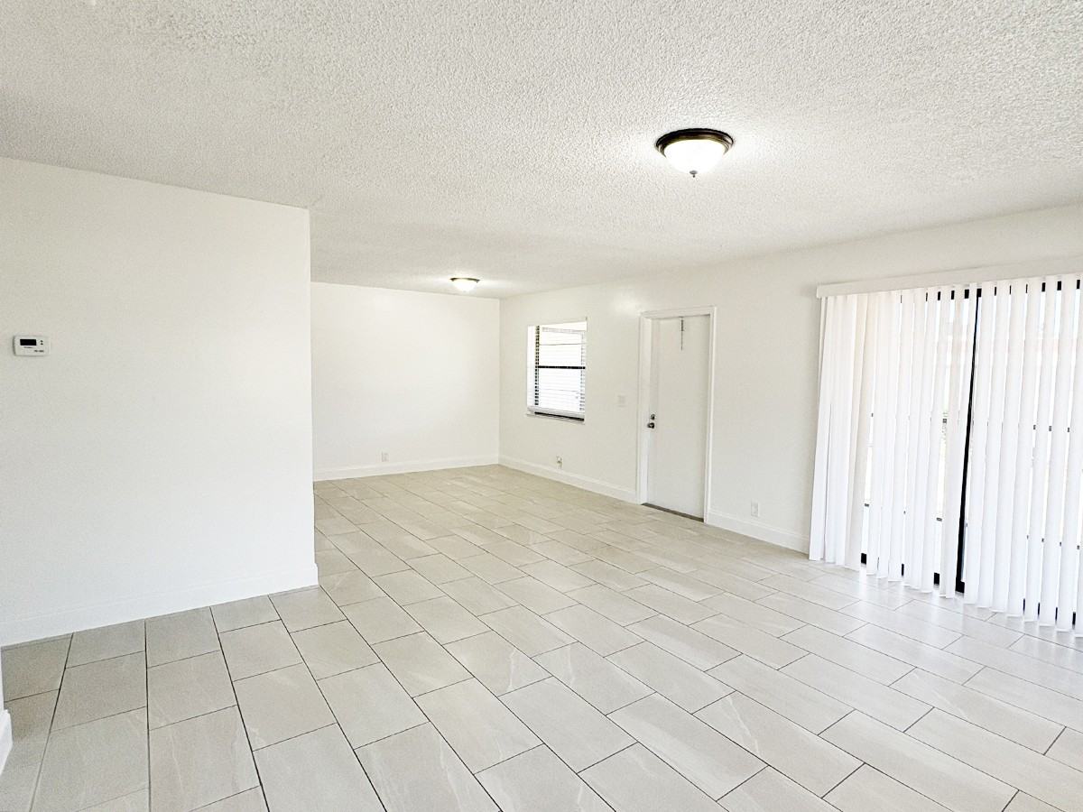 1331 South Federal Highway - Photo 7 of 27