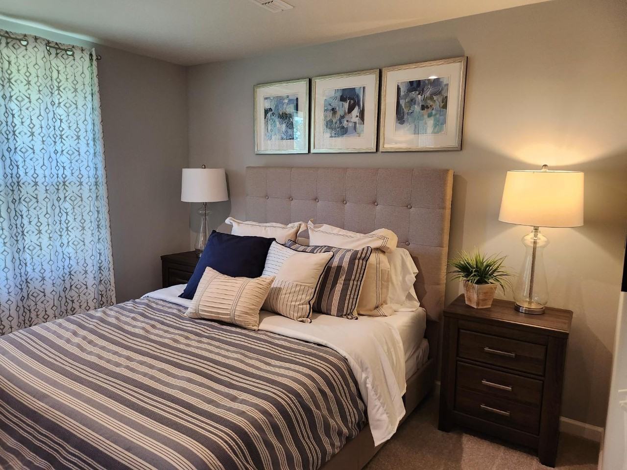 2757 Thornton Grove Blvd - Photo 2 of 20