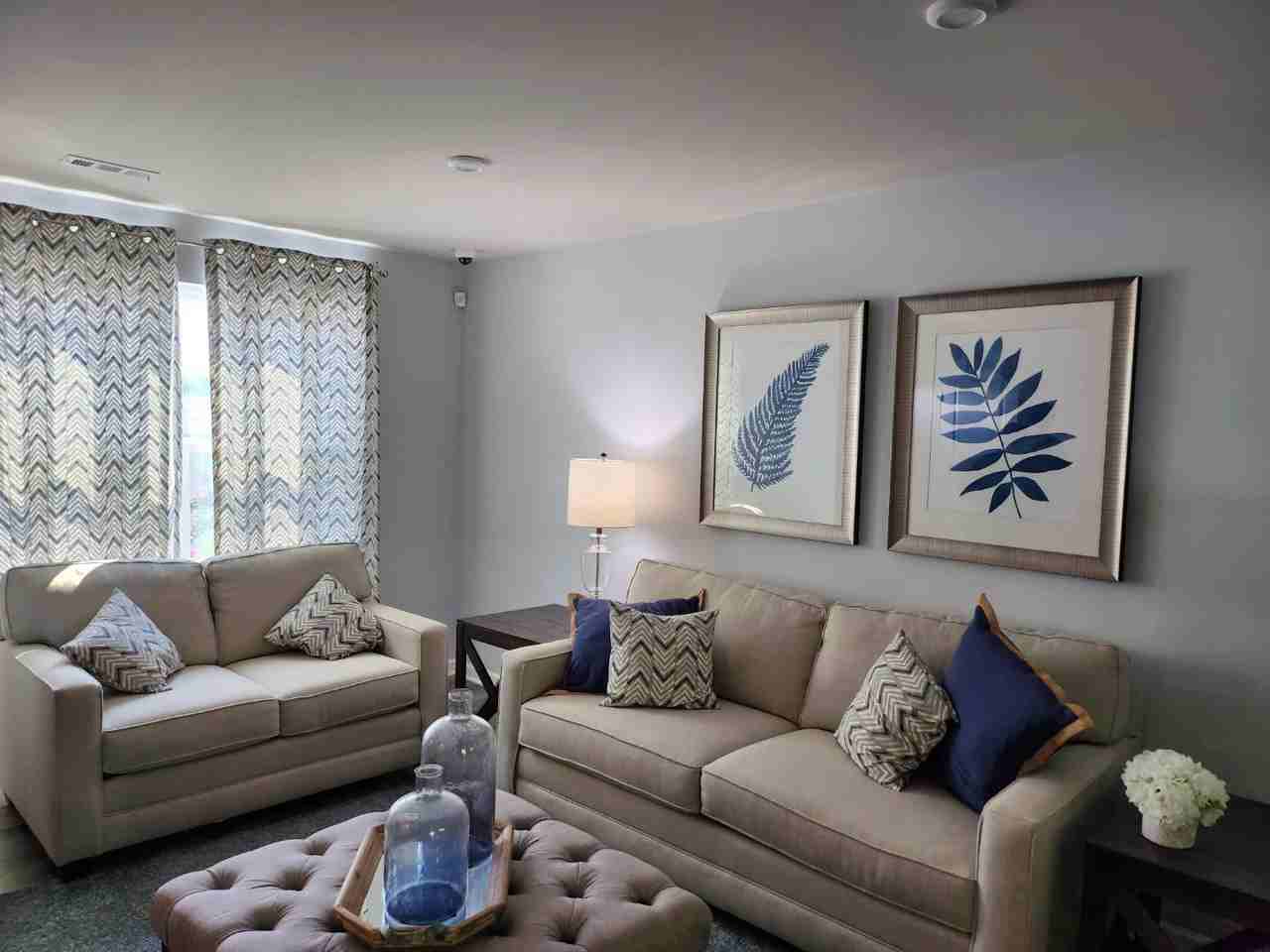 2757 Thornton Grove Blvd - Photo 6 of 20