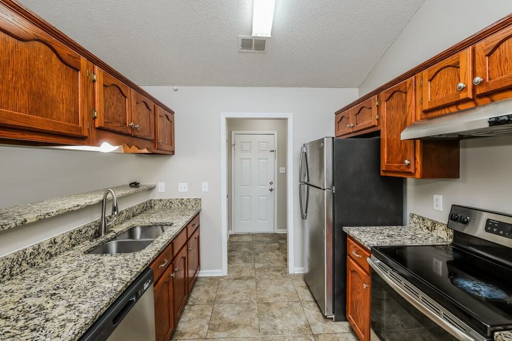 7927 Nature Walk Dr - Photo 6 of 16