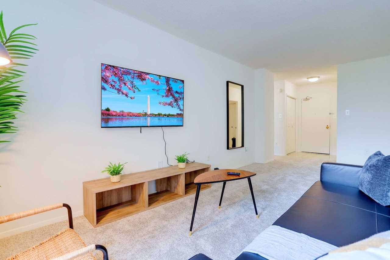 1600 S Eads St #1022408P - Photo 4 of 30