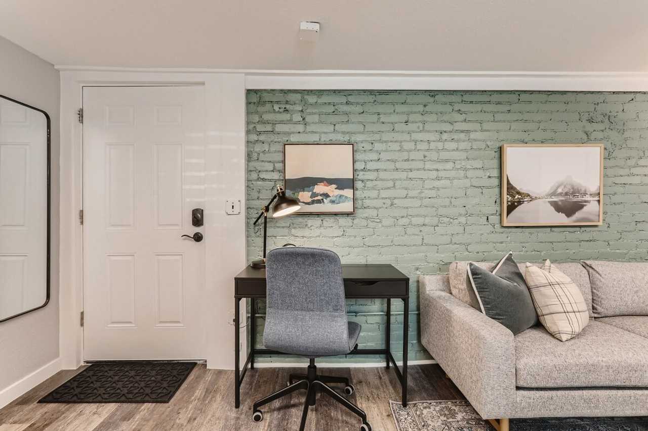 2805 E 16th Ave #1026241P - Photo 5 of 33