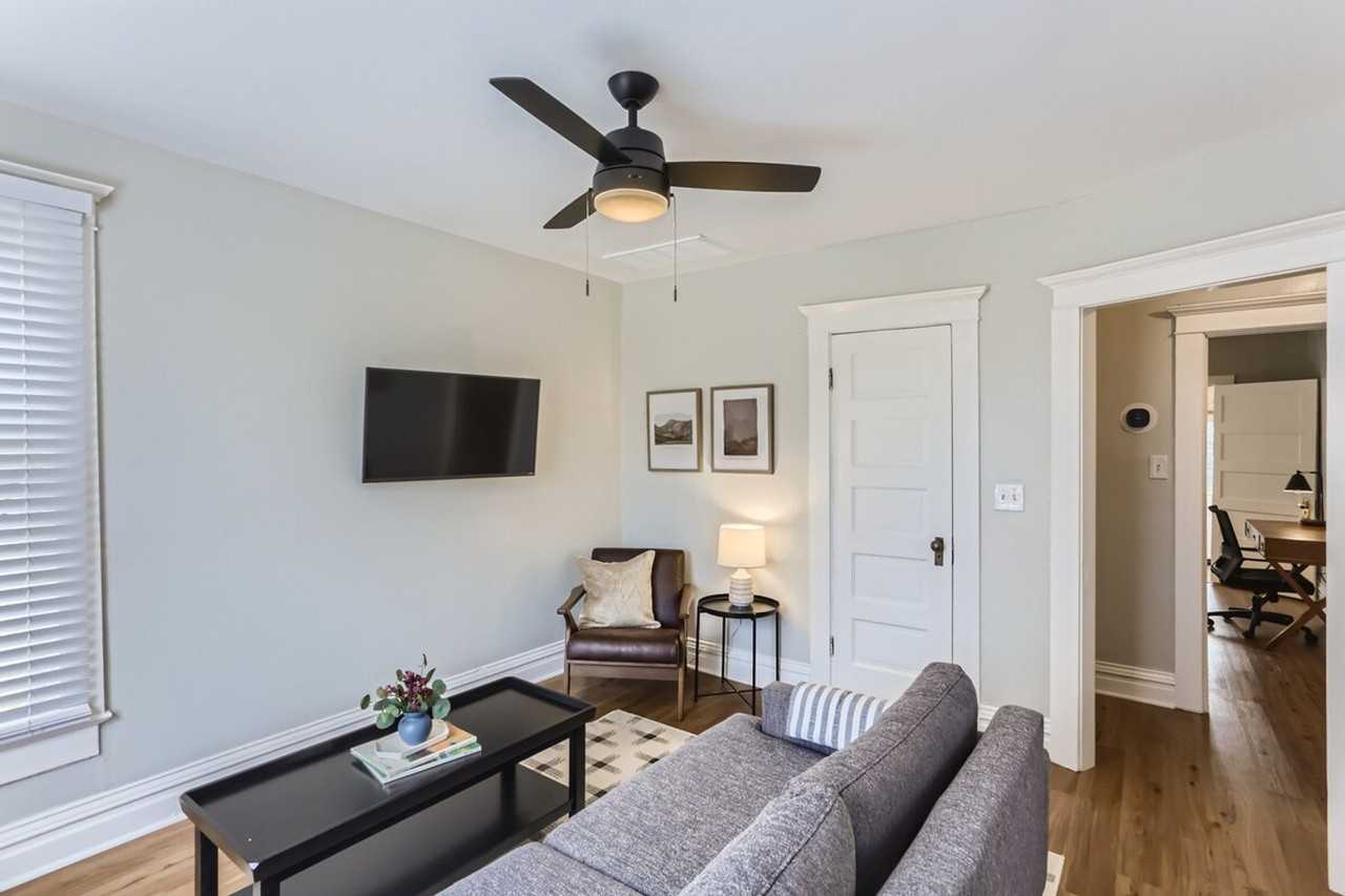 91 Pearl Street - Photo 2 of 34