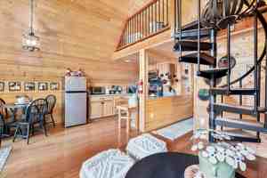 featured image of 102 Tahoma Pl