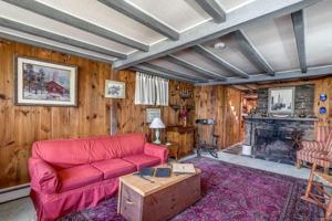 featured image of 6 Middle Rd