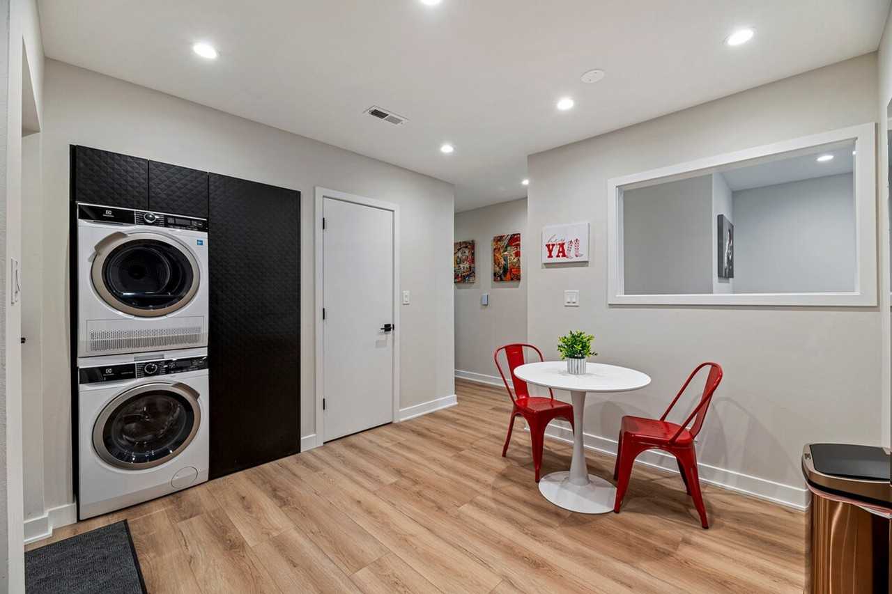 2342 W Touhy Ave #1054668P - Photo 7 of 18