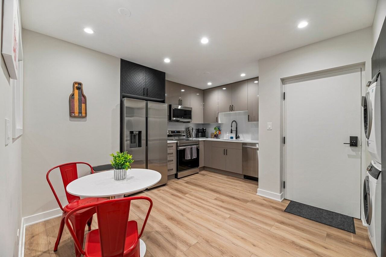 2337 W Touhy Ave #1490148P - Photo 6 of 16