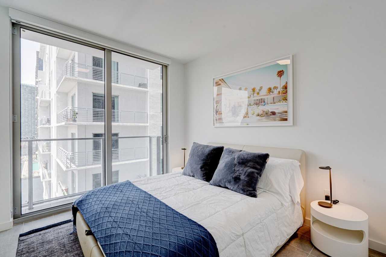 300 Ne 2nd Ave #1058673P - Photo 6 of 16