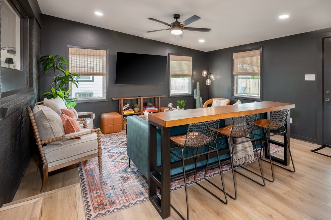 308 Dunn St #1095253P - Photo 2 of 50