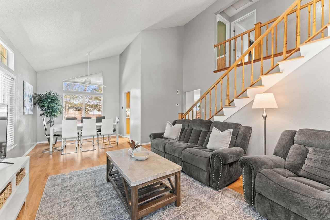 6591 Enchanted Valley Dr #1228274P - Photo 4 of 31