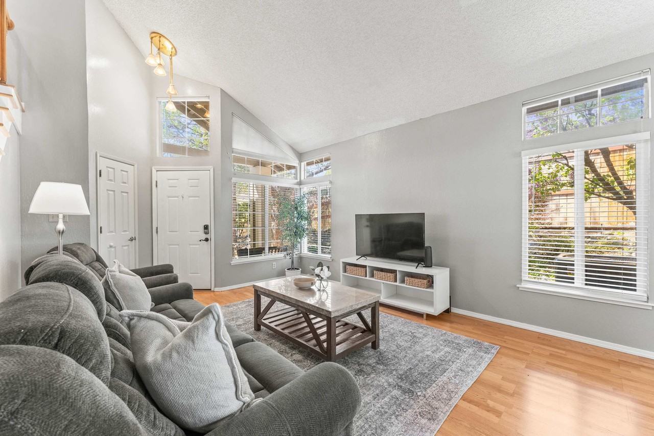 6591 Enchanted Valley Dr #1228274P - Photo 5 of 31