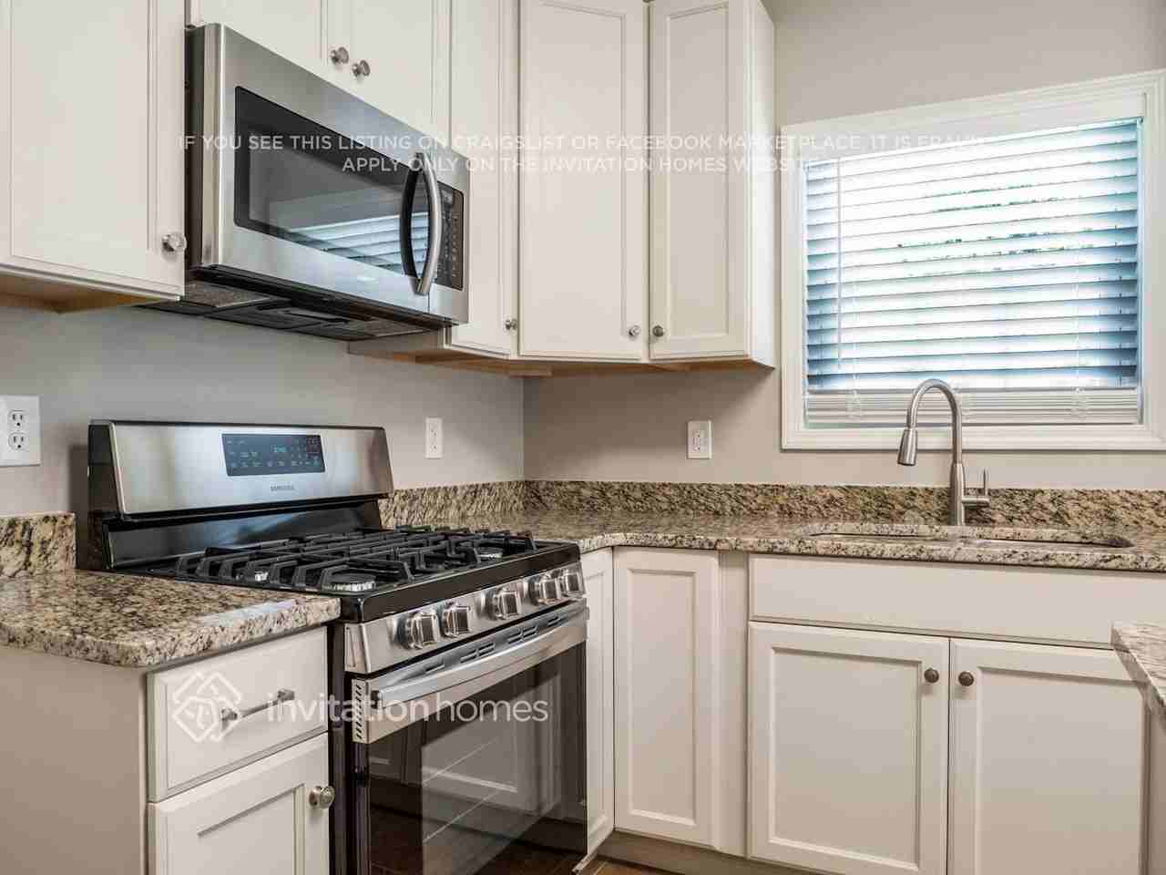 1119 E Shoreview Rd - Photo 6 of 21