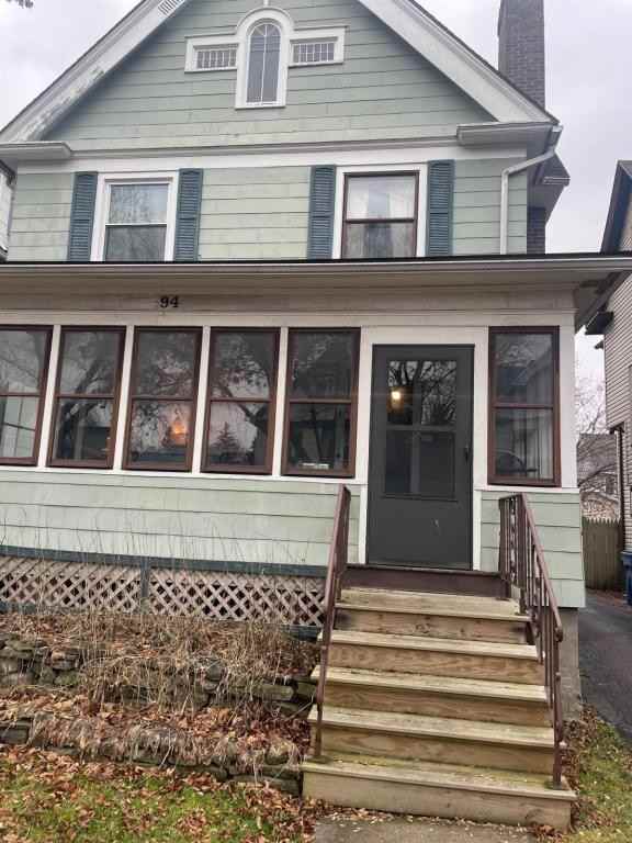 94 Avondale Park #2