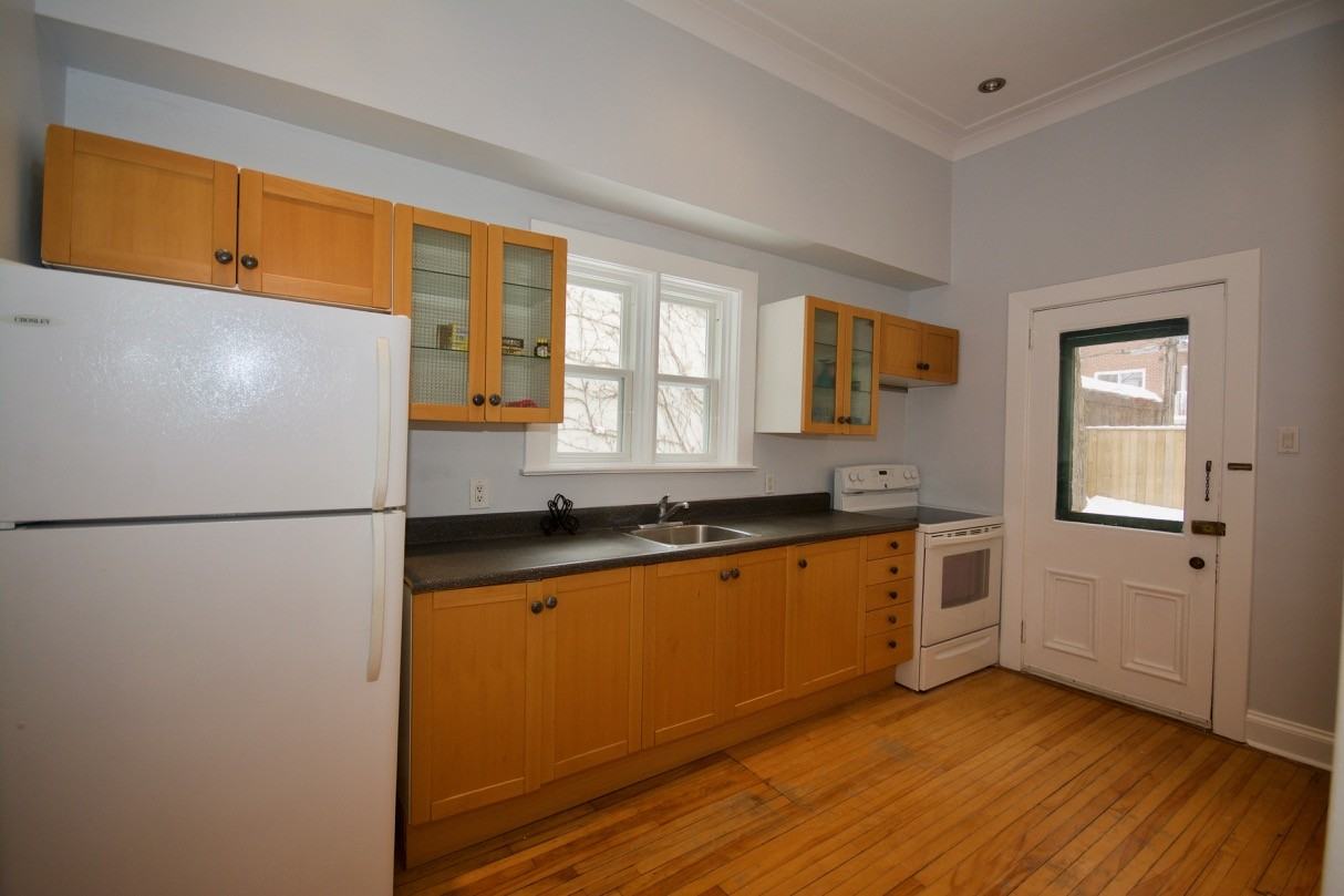 162 Daly Avenue #1 - Photo 5 of 9