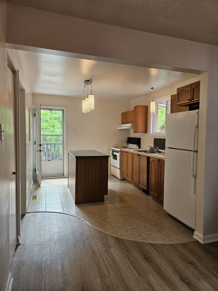 20 Marier Avenue 3 - Photo 2 of 17