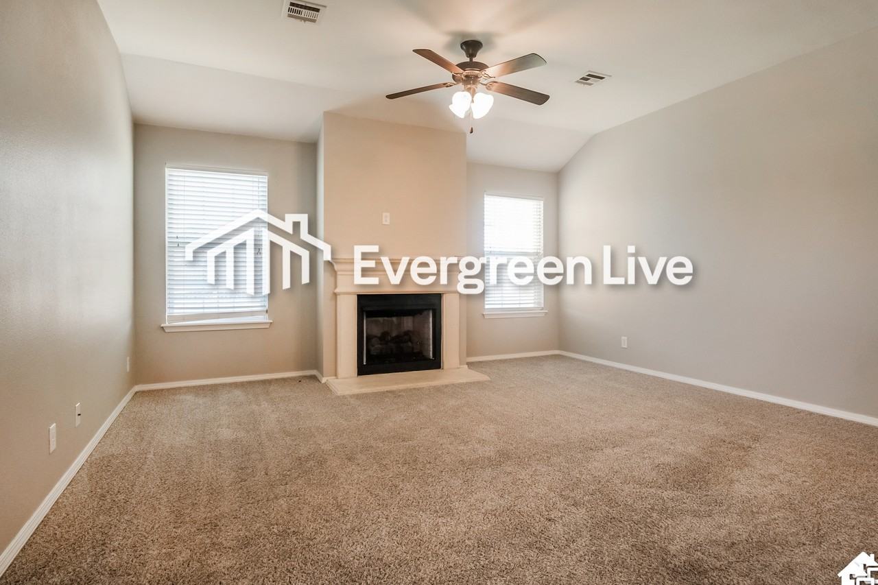 9801 E Swan Dr - Photo 5 of 16