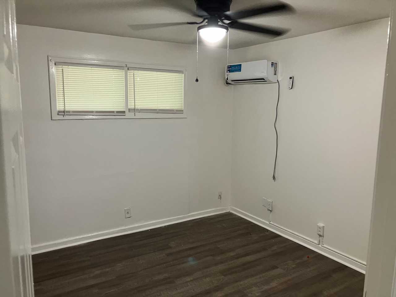 1515 17th St - Photo 4 of 6