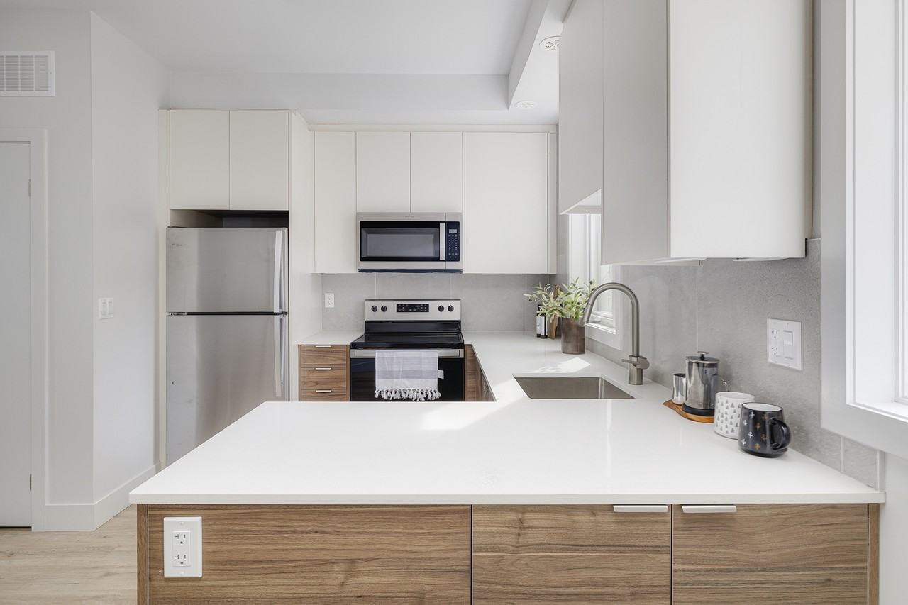 The Lawson Towns - Photo 4 of 9