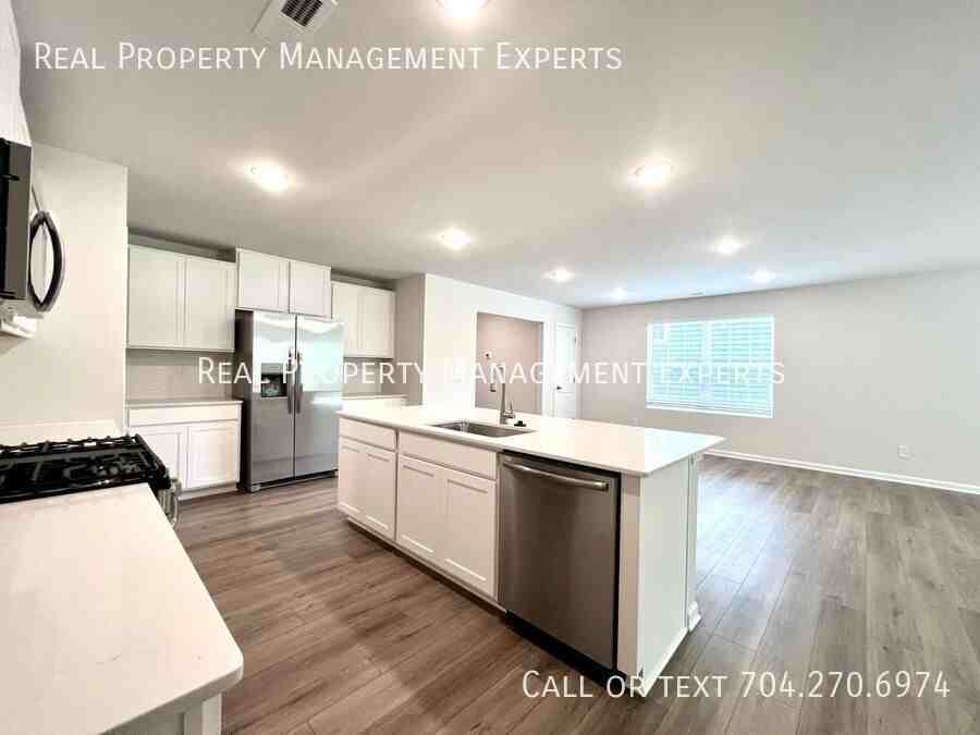 124 Dorian Pl - Photo 3 of 25