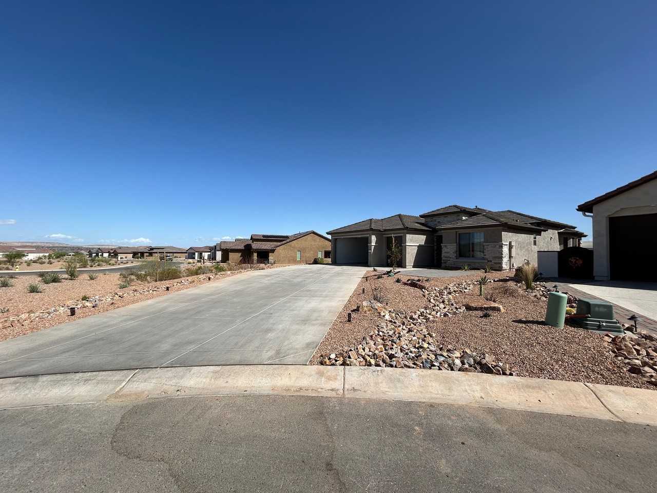 1665 East Colonnade Drive - Photo 6 of 28