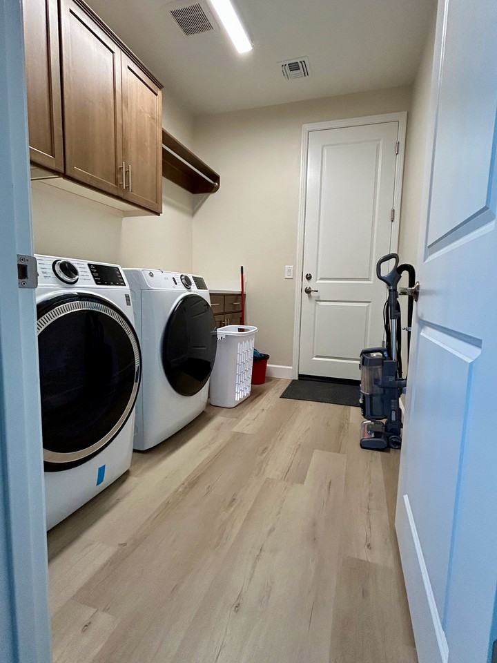 1665 East Colonnade Drive - Photo 7 of 28