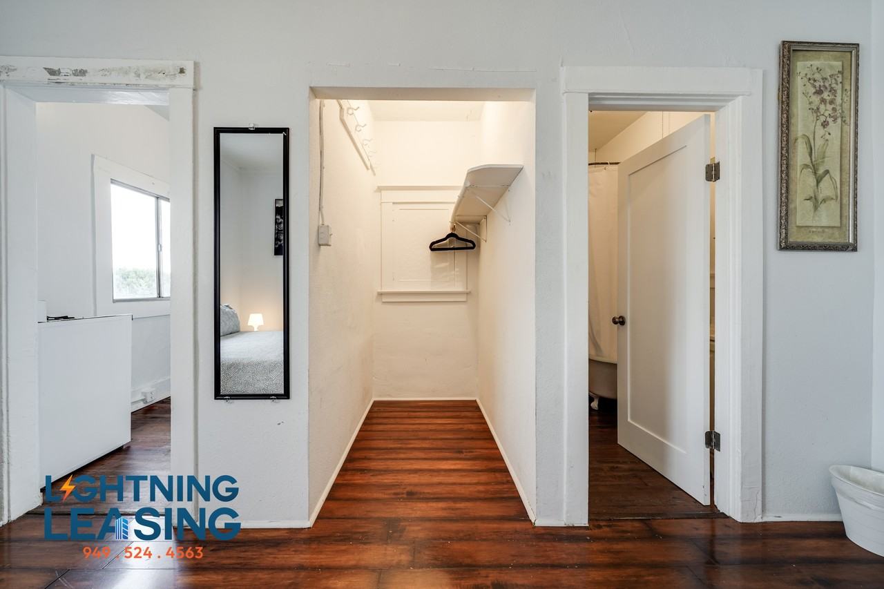 1421 S Flower St #2 - Photo 4 of 11