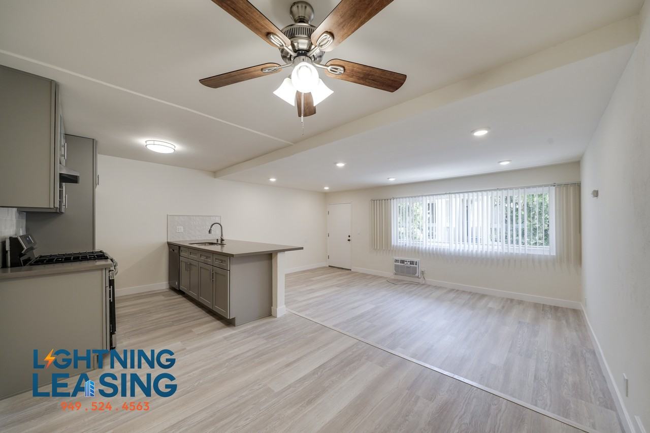 6737 Independence Ave #210D - Photo 3 of 26