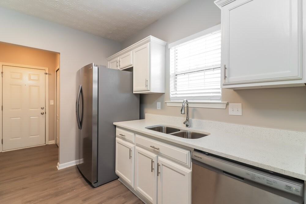 7030 Duncan Walk - Photo 7 of 16