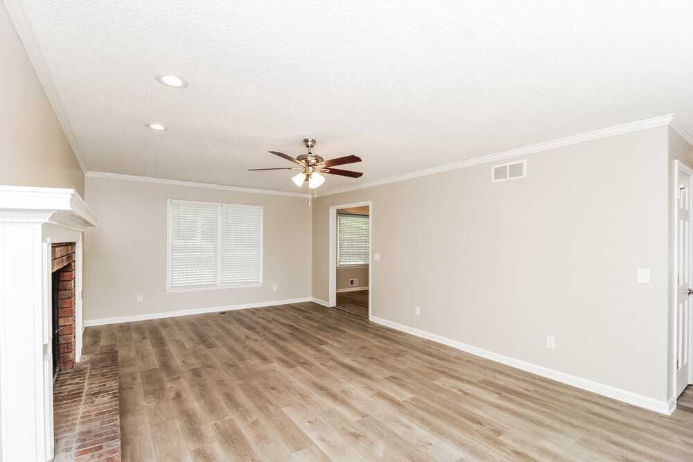 5902 Bridgemont Pl Nw - Photo 4 of 17